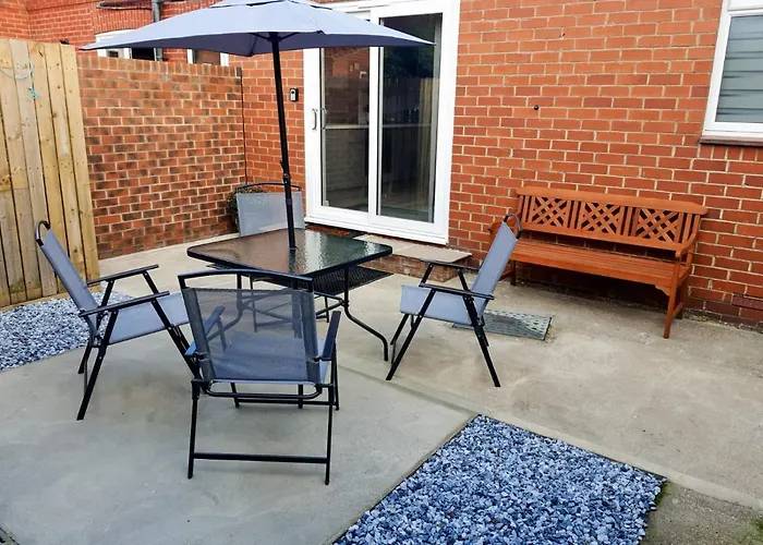 Madeline's View -a Smart And Modern 1 Bed With The Bonus Of A Large Driveway Parking Area Holiday home *