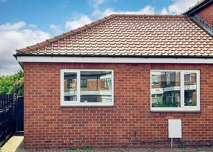 Madeline's View -a Smart And Modern 1 Bed With The Bonus Of A Large Driveway Parking Area Holiday home